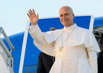 Папа Лев відвідає Ліван з мирним посланням на тлі ізраїльських ударів