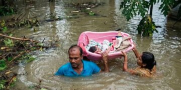 Кількість жертв повеней та зсувів на Шрі-Ланці зросла до 123