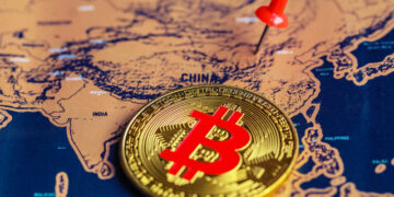 Китай вернул себе 14% хешрейта биткоина на подпольном майнинге