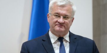 Украина похвалила Навроцкого за “хорошее решение” по Орбану