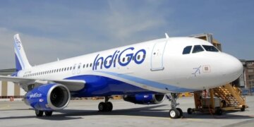 Індійська авіакомпанія IndiGo скасувала понад 70 рейсів через нестачу пілотів та збої