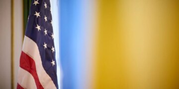 Зеленський і Трамп зустрінуться щодо плану припинення війни, але зіткнуться із розбіжностями щодо ключових питань – Reuters