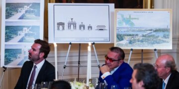 Трамп анонсував будівництво Тріумфальної арки у Вашингтоні протягом двох місяців – Politico