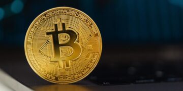 Почему застрял биткоин