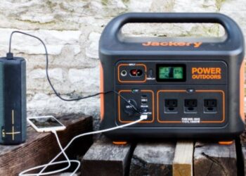 Больше, чем павербанк: как выбрать зарядную станцию, которая не сожжет вашу технику