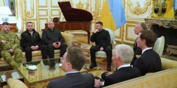 Українська делегація продовжила обговорювати дипломатичний шлях закінчення війни з посланцями Трампа – Зеленський