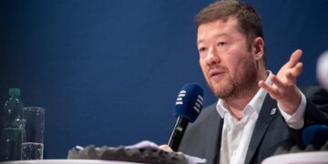 Черговий випад проти України: спікер парламенту Чехії зробив ще одну різку заяву на адресу Києва