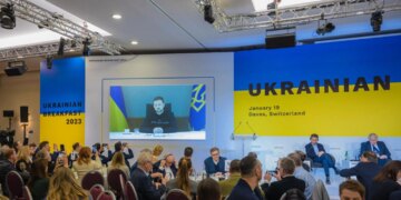 Генсек НАТО та лідери п'яти країн візьмуть участь в Українському сніданку в Давосі