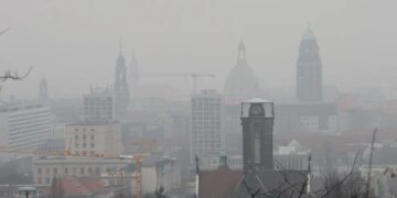 ЗМІ: густий смог із Польщі та Чехії накрив Німеччину