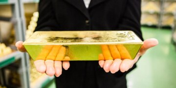 Ціна золота вперше перевищила $5000, досягнувши нового рекорду