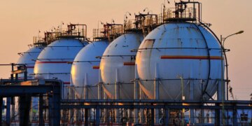 рф доставила першу партію СПГ з російського Arctic LNG 2 до Китаю цього року – Reuters