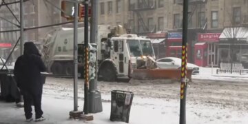 Потужний шторм у США: 14 людей загинули, сотні тисяч людей без світла, понад 10 тис. рейсів скасовано