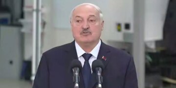 "Лопата в руки і чистити сніг": лукашенко розкрив секрет жіночої краси