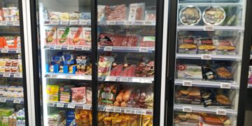 Системных закрытий супермаркетов нет, государство ведет переговоры об увеличении поставок генераторов – Минэкономики