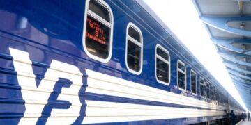 Укрзализныця вводит экстренные ограничения движения: какие рейсы отменят и где будут задержки