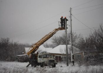 Киев в экстремальных условиях: Укрэнерго, ДТЭК и Кличко оценили ситуацию