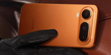 Honor показала Magic 8 Pro Air: 6,1 мм, три камеры и батарея 5500 мА-ч