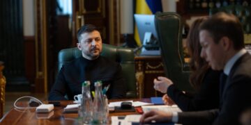 Зеленский: “Нафтогаз” импортирует электроэнергии более 50% от собственных потребностей потребления