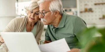 Трети украинцев пересчитают пенсии: кого коснутся изменения после реформы