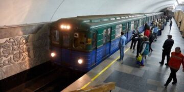 “Графики не действуют”: в Украине ввели экстренные отключения, метро не работает