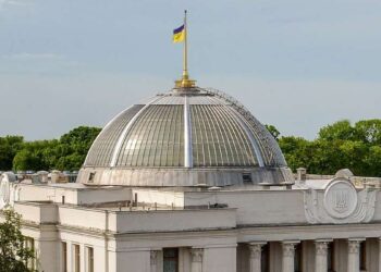 Рада продовжила строк дії воєнного стану та проведення загальної мобілізації