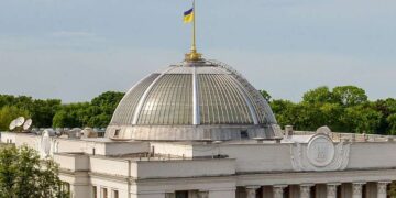 Рада продовжила строк дії воєнного стану та проведення загальної мобілізації
