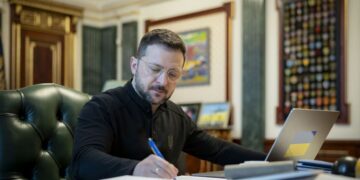 Зеленский уволил заместителя главы Госуправления делами