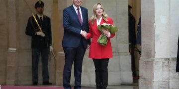 Уряд Андрея Бабіша зберіг повноваження після вотуму недовіри у парламенті Чехії