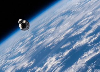 NASA дозволило астронавтам брати смартфони у космос