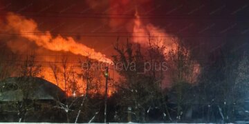 У російській твєрі пролунали вибухи: горить хімзавод – ЗМІ