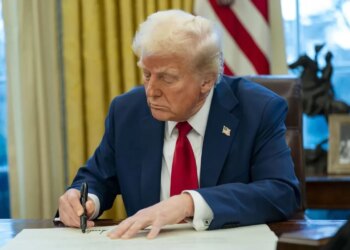 Трамп змінює правила продажу зброї США: пріоритет отримають країни з високими оборонними витратами