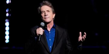 Актор Мартін Шорт втратив доньку. Жінка пішла із життя внаслідок самогубства