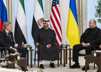 Переговоры в Абу-Даби уже идут: что обсуждают Украина, Россия и США сегодня