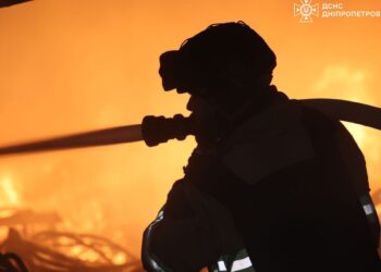 Зеленський про російську атаку: Під ударом були 12 областей, відомо про дев’ятьох поранених, серед них – діти