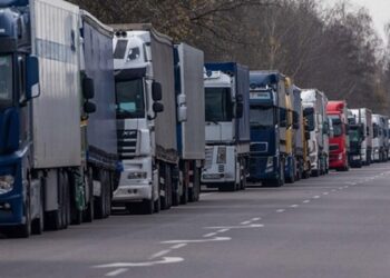 Оновлений порядок реєстрації вантажівок в “єЧерга” на ПП “Рава-Руська” та “Краківець” набуде чинності з 27 лютого