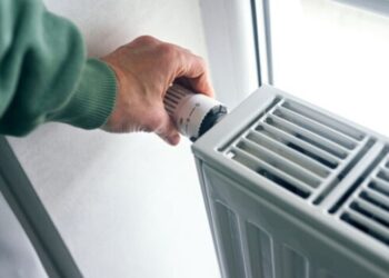 Миф о “котлах в каждой квартире”: эксперт рассказал, как на самом деле греется Европа