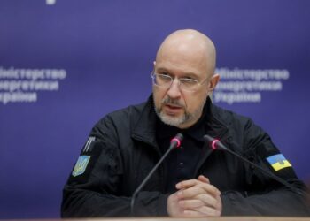 Шмыгаль прогнозирует 1-2 суток на восстановление ТЭЦ в Киеве после повреждений в результате ночного удара РФ