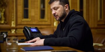 Зеленський обговорив з Трампом тристоронню зустріч переговорних команд на початку березня