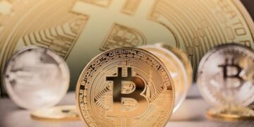 Падение биткоина ниже $70 000 может остановить работу майнеров