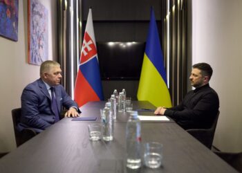 Зеленский и Фицо созвонились на фоне споров по “Дружбе”: первые детали