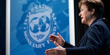 Украина хочет изменить главное условие для получения нового кредита МВФ