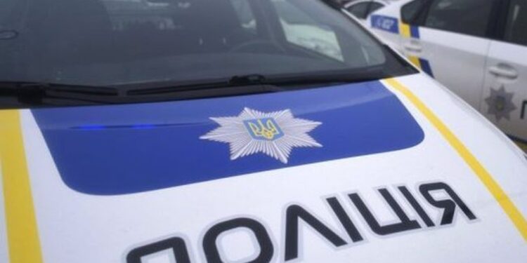 У поліції спростували поширювану в інтернеті інформацію щодо стрілянини в ТРЦ на Хмельниччині