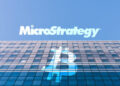 Как падение биткоина угрожает MicroStrategy