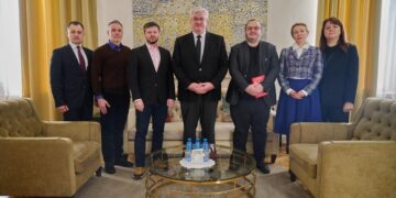 УЧХ та МЗС України домовилися про розширення допомоги дітям