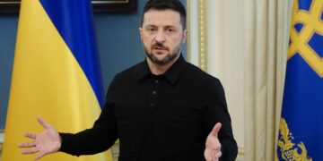 Зеленский объяснил цель ударов по энергетике России