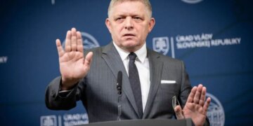 Словаччина вирішила припинити аварійне постачання електроенергії до України – що відомо