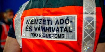 В Угорщині заявили, що затримали українців з інкасаторськими авто у справі про "відмивання грошей"