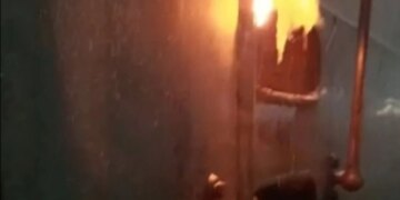 Партизани "АТЕШ" спалили магістральний електровоз у російському брянську