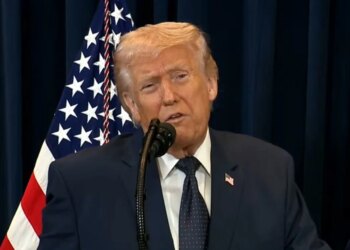 "Він був би набагато більш корисним, якби закінчив війну проти України": Трамп – про розмову з путіним