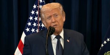 "Він був би набагато більш корисним, якби закінчив війну проти України": Трамп – про розмову з путіним